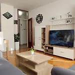 Nikolic Apartment